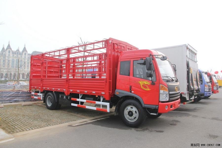 青島解放 賽龍中卡 130馬力 4×2 倉柵載貨車(CA5169XXYPK2L2EA80-1)